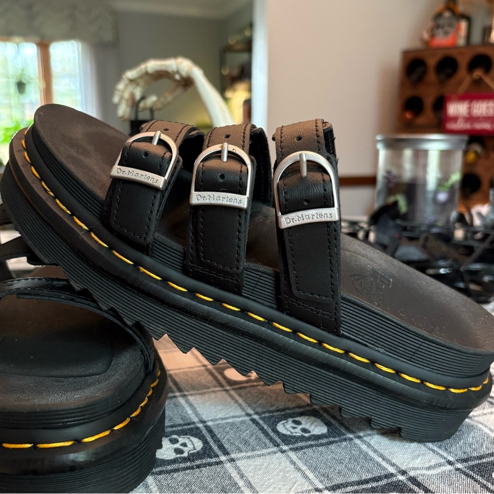 Dr Marten’s Blair Slide.